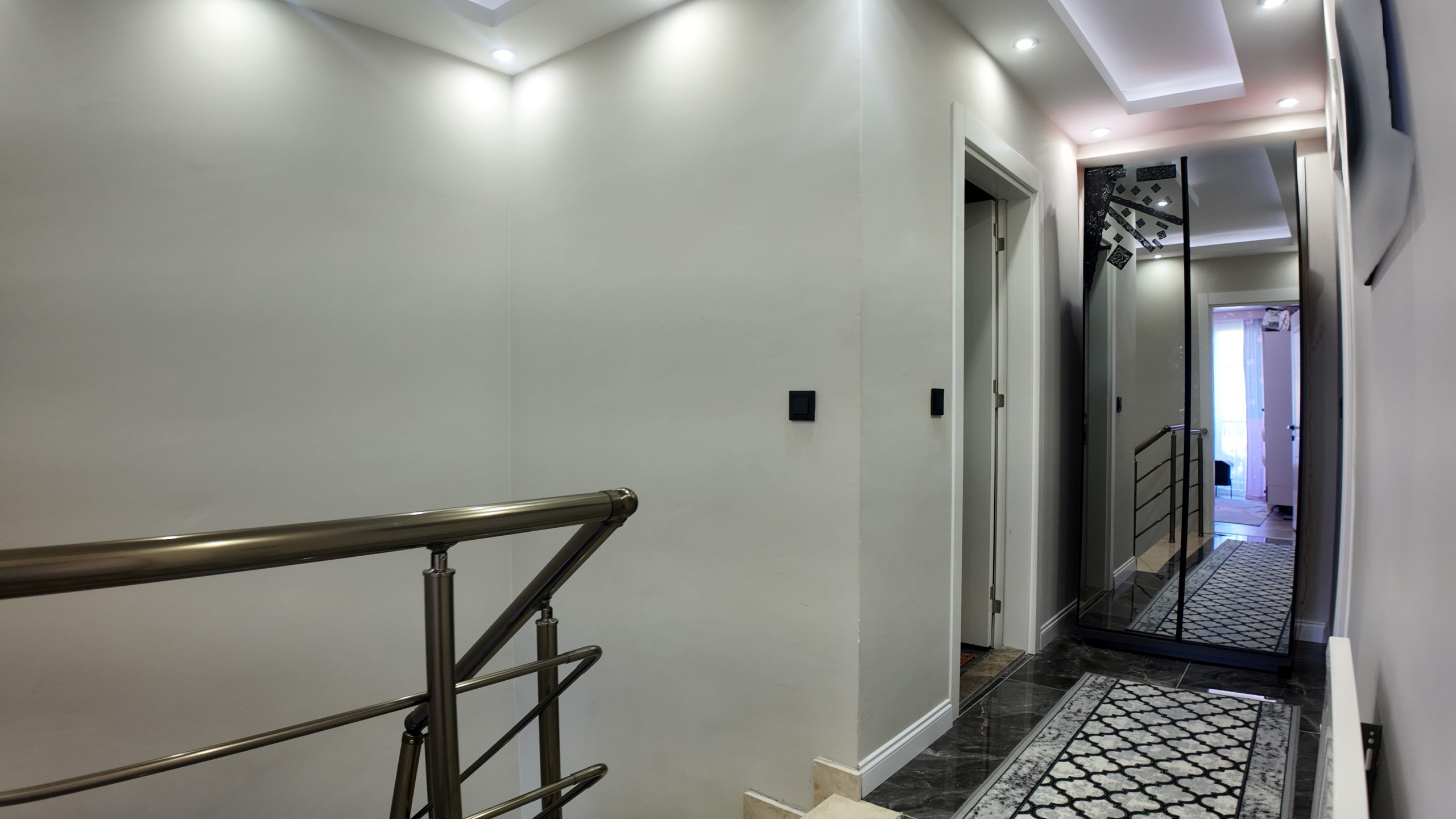 Luxury Apartment in a Fully Integrated Residential Complex - Image 7